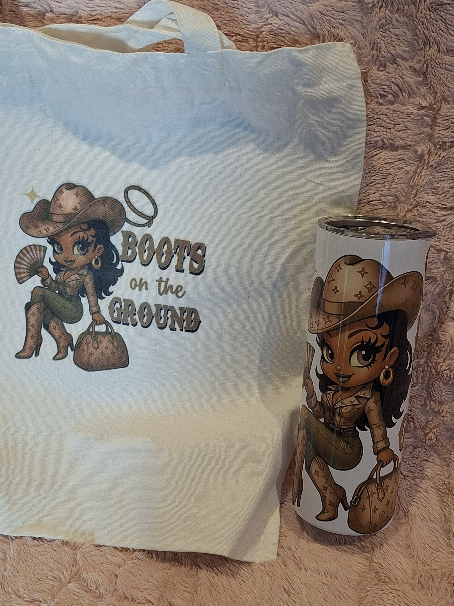 Betty in Luxury olive tote bag and matching 20 oz tumbler