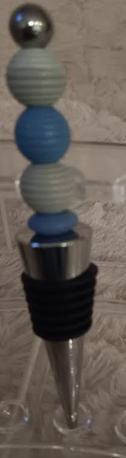 Blue and gray bottle stopper