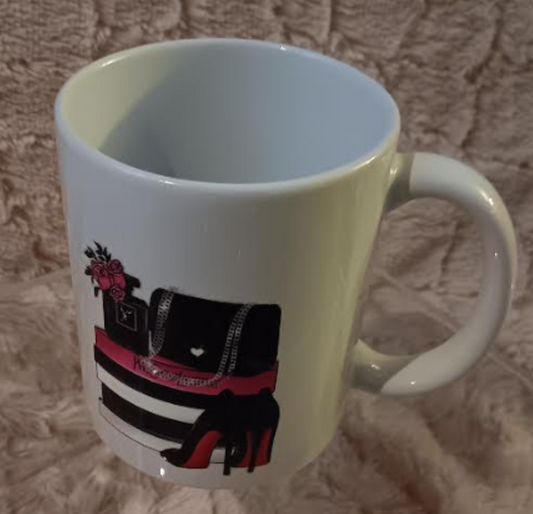 "Luxury & Success – Chic Fashionista Mug!" 👠📚👜✨☕